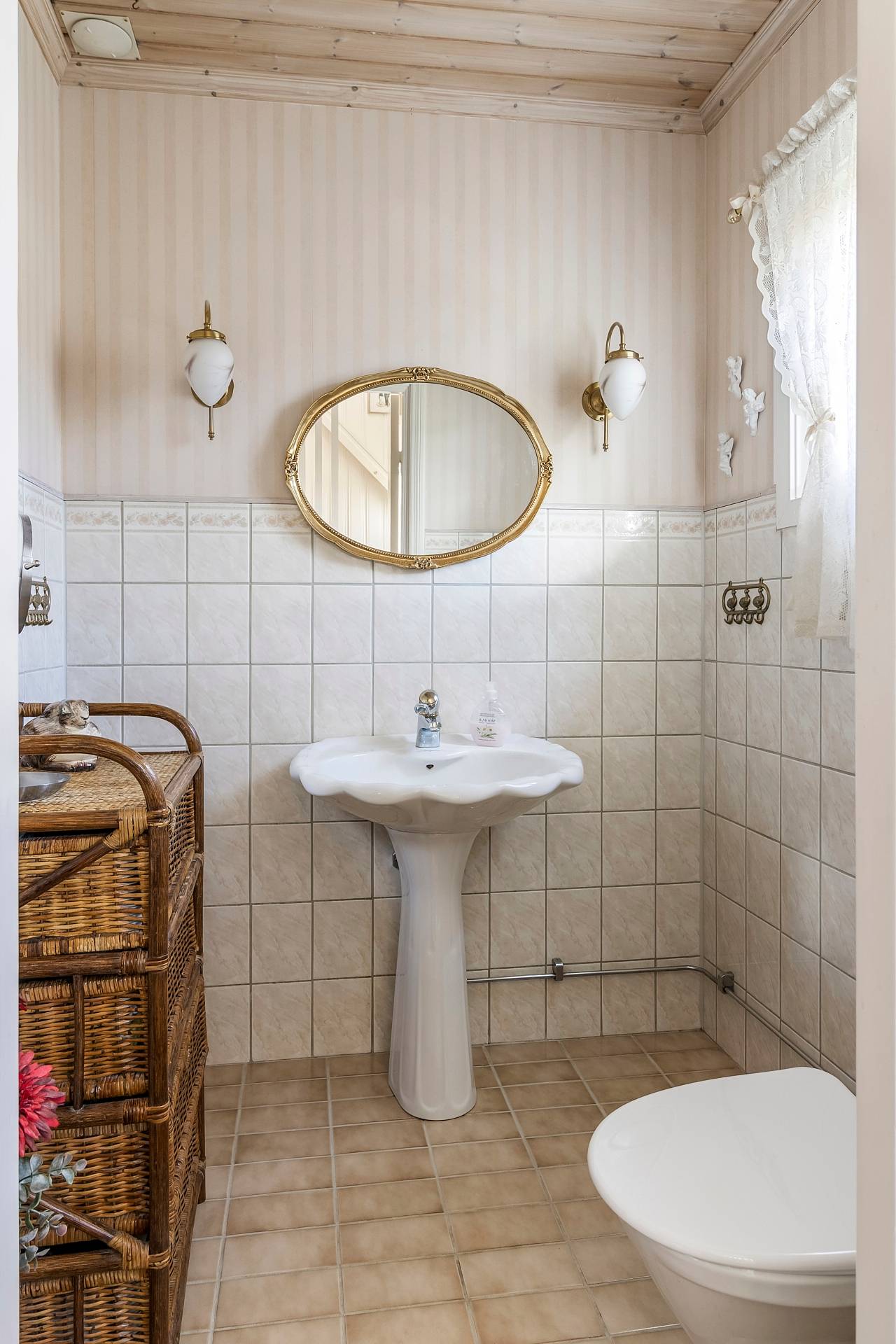5 rum Villa på Slåttervägen 13 Marieberg Köpings kommun - bild 19