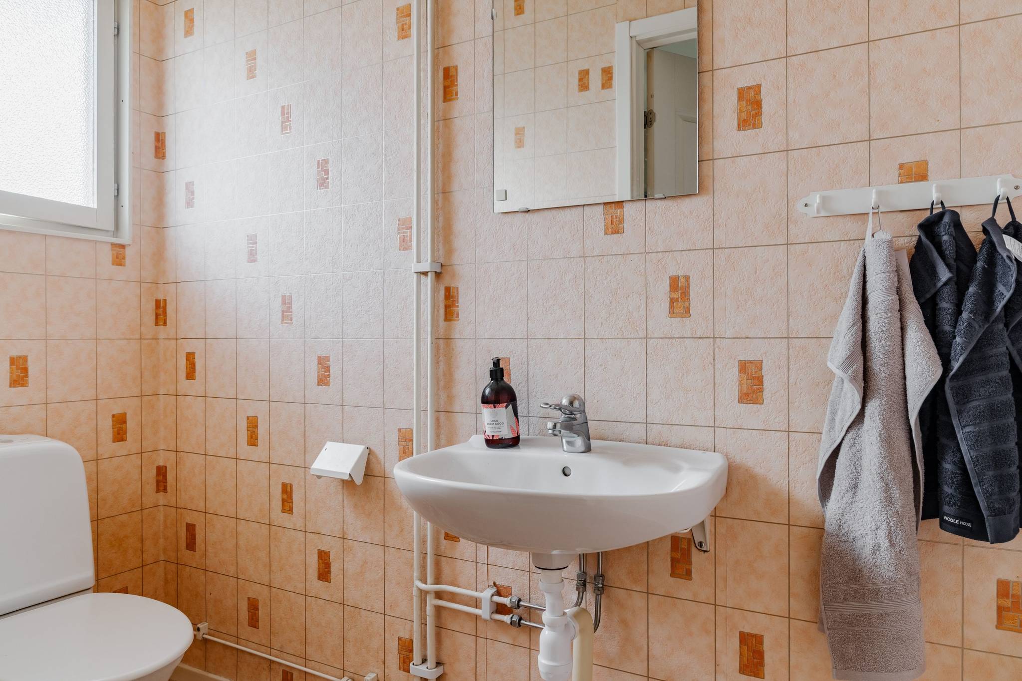 5 rum Radhus på Björsgårdsvägen 12F Källby Götene kommun - bild 5