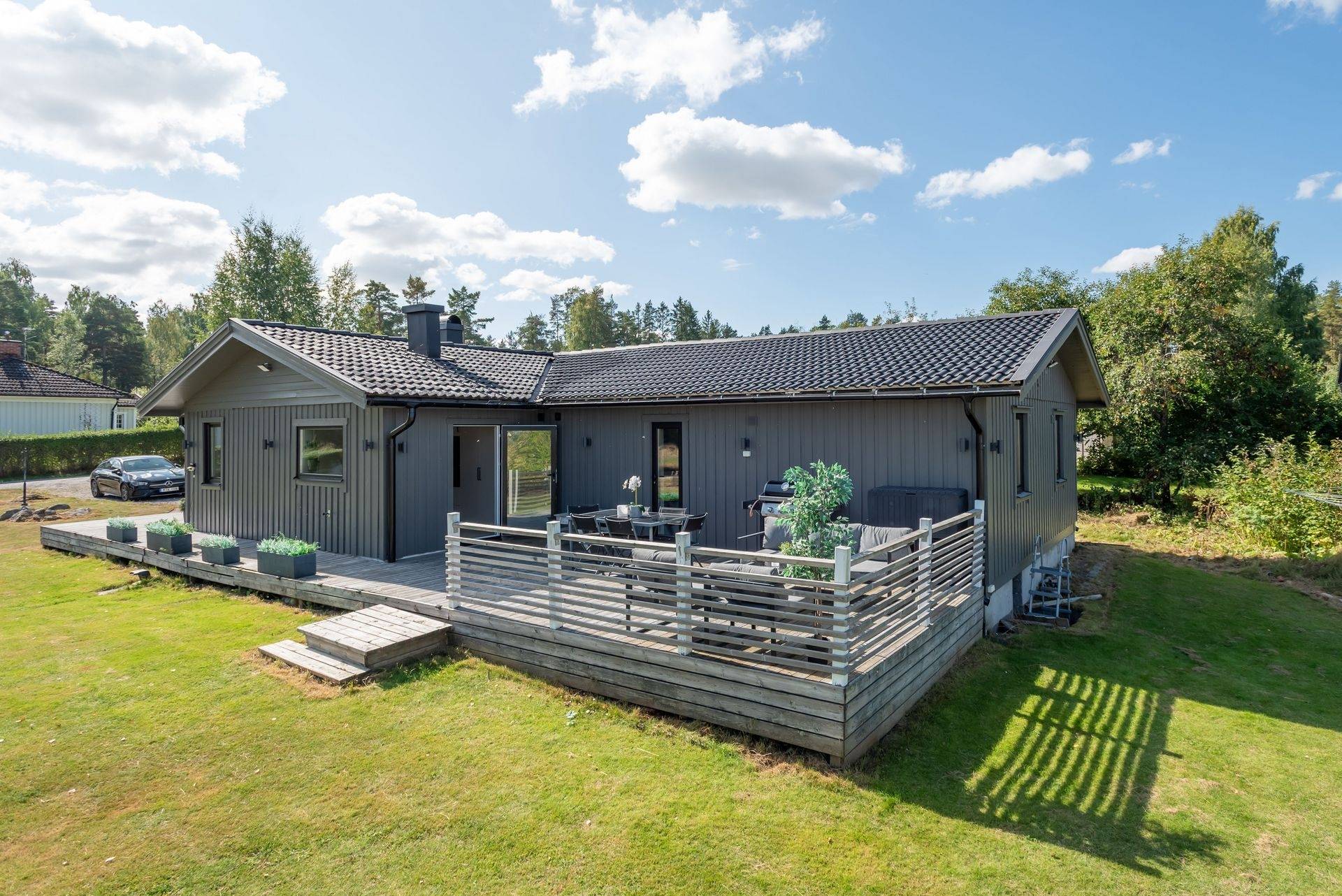 5 rum villa på Timmerbacken 2 Runnaby, Örebro kommun - bild 2