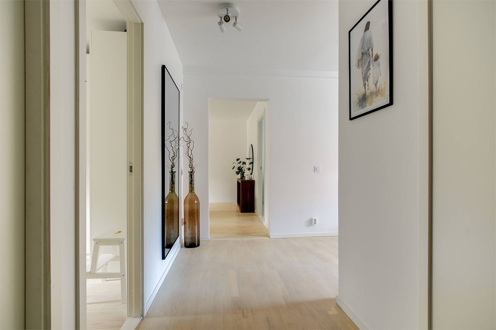 3 rum Lägenhet på Tomtbergavägen 341, Markplan Botkyrka-norsborg Botkyrka kommun - bild 2
