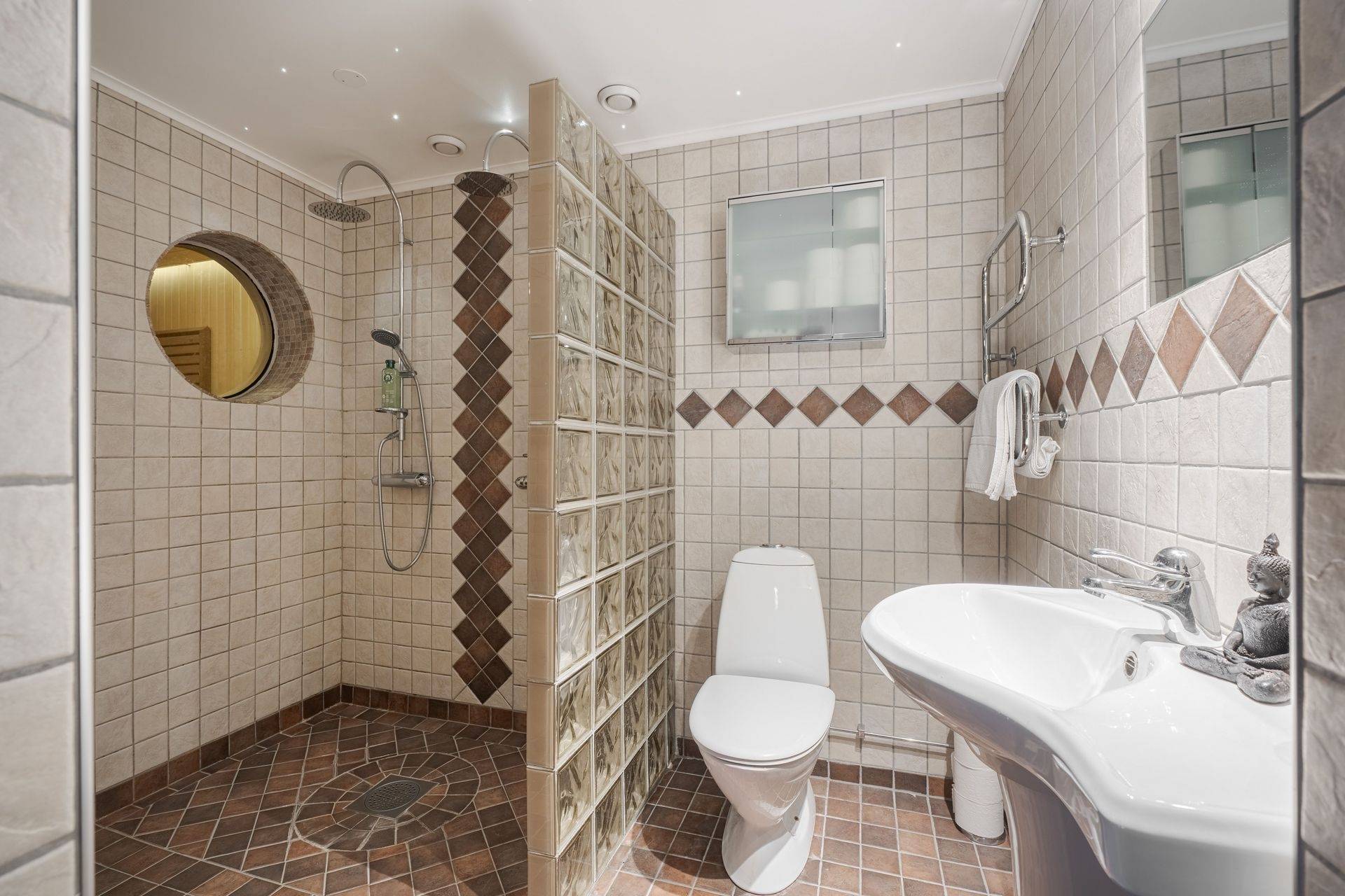 260 m² Villa på Högbergsplan 3 Örnsköldsvik Örnsköldsviks kommun - bild 62