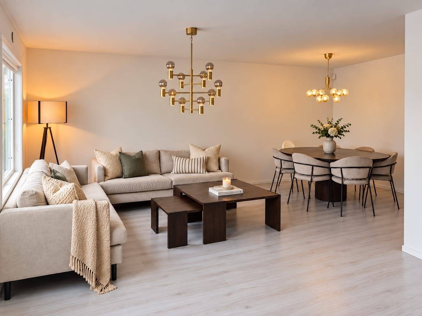 5 rum Radhus på Gillestigen 52 Södertälje Södertälje kommun - bild 1