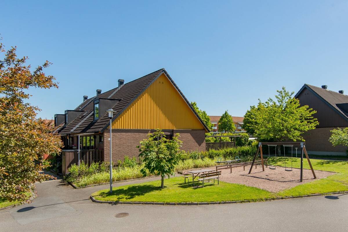 4 rum Parhus på Högbovägen 11B Centralt Sandvikens kommun - bild 3