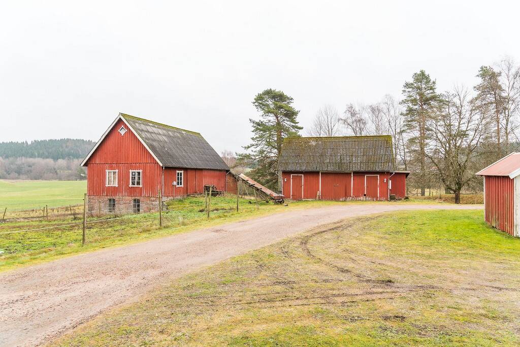 5 rum Gård/skog på Almenäs 1 Östra Frölunda Svenljunga kommun - bild 4