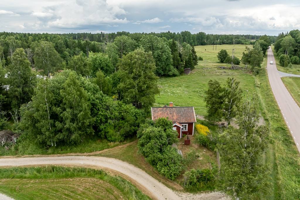Gård/skog på Skästa gård Västerås kommun - bild 44