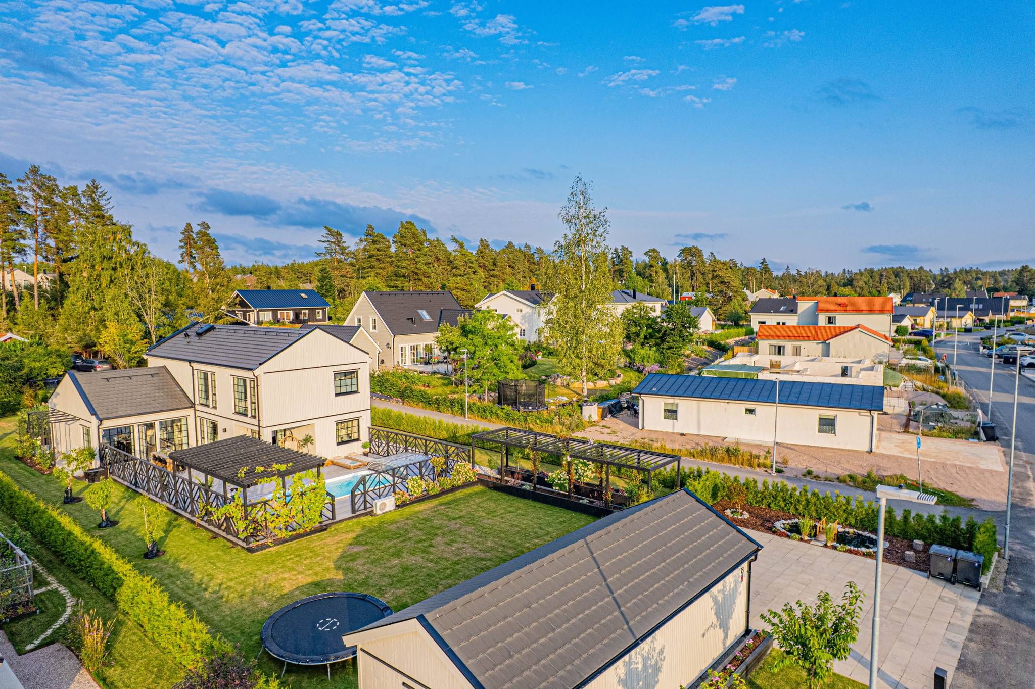 7 rum villa på Kastanjeblomsvägen 18 Skölsta, Uppsala kommun - bild 3