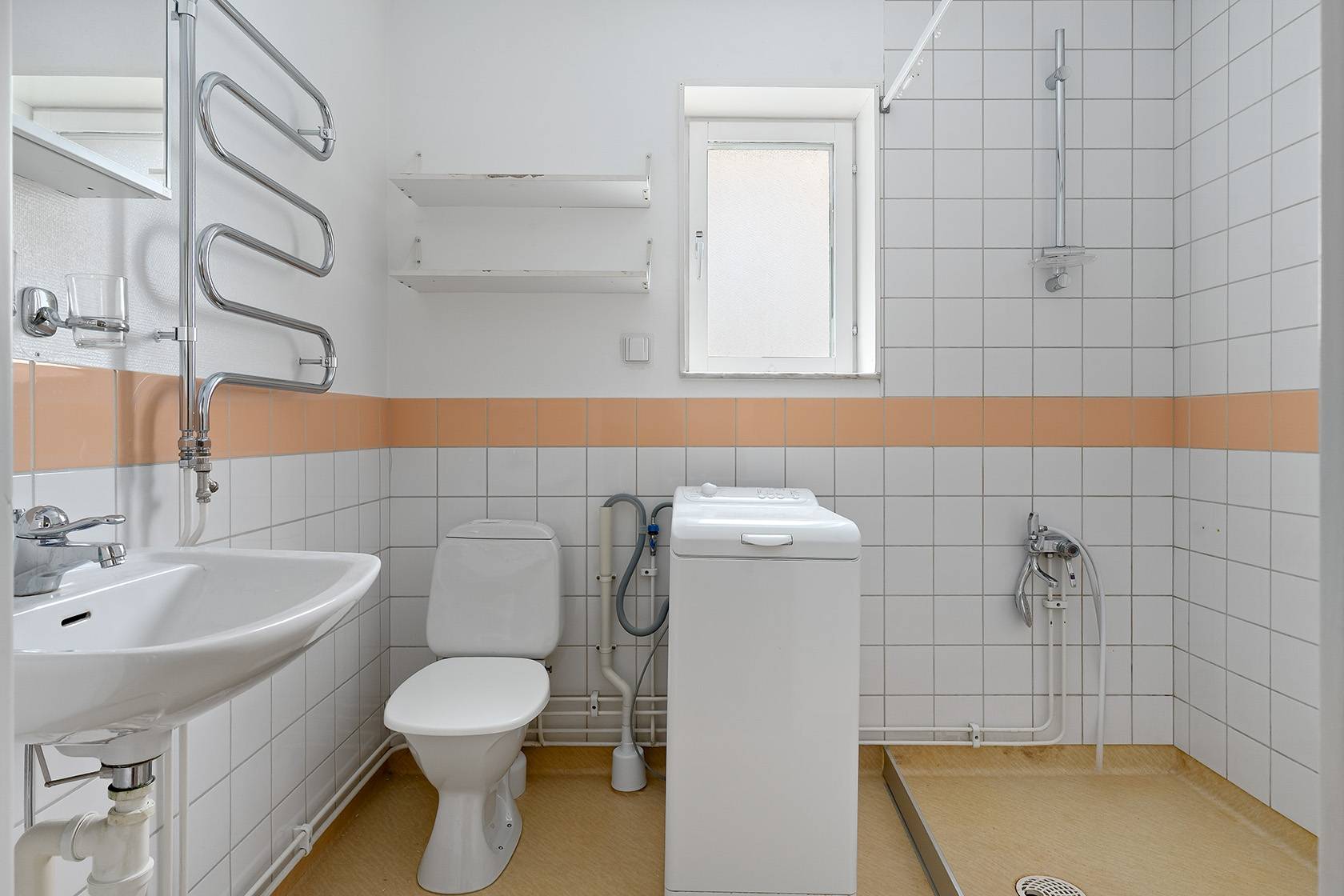 2 rum Lägenhet på Hamngatan 6 Centralt Östersunds kommun - bild 11
