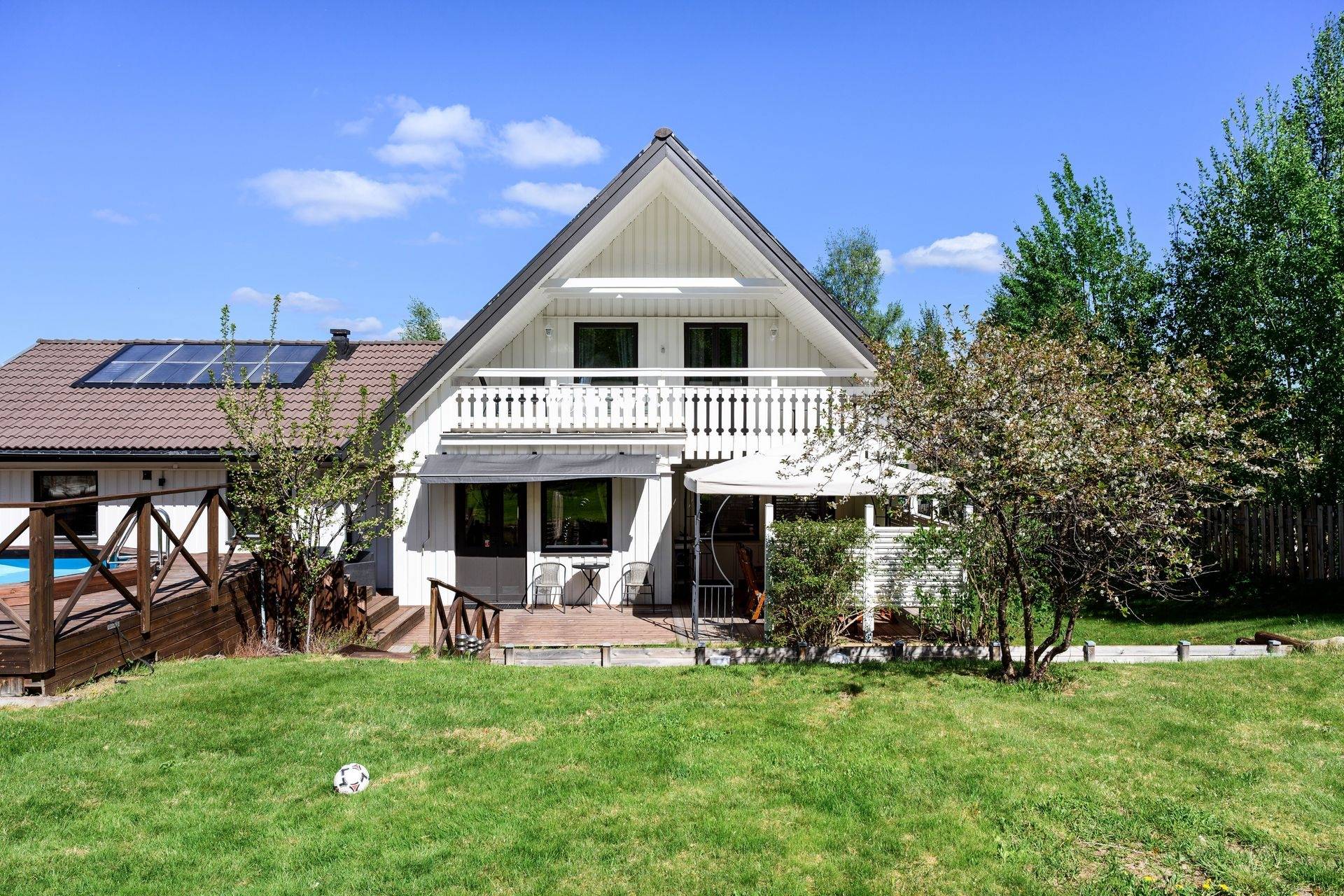 7 rum Villa på Dikarbacksvägen 11 Falun Falu kommun - bild 34