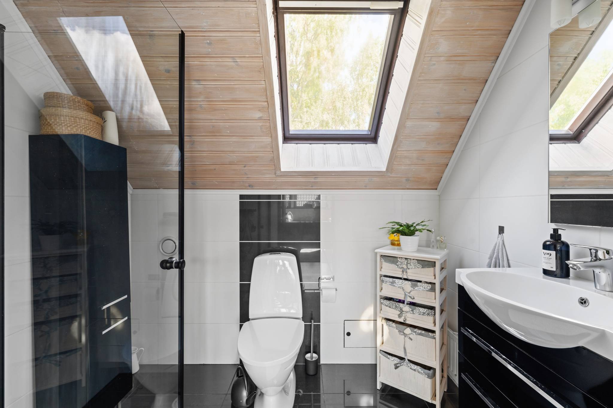 5 rum Villa på Smultronvägen 1B Rörstorp Värnamo kommun - bild 31