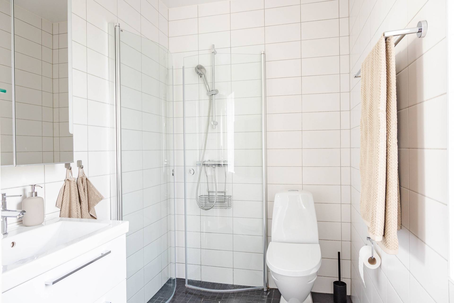 7 rum Villa på Ålesundsgatan 10 Lillhamra Västerås kommun - bild 71