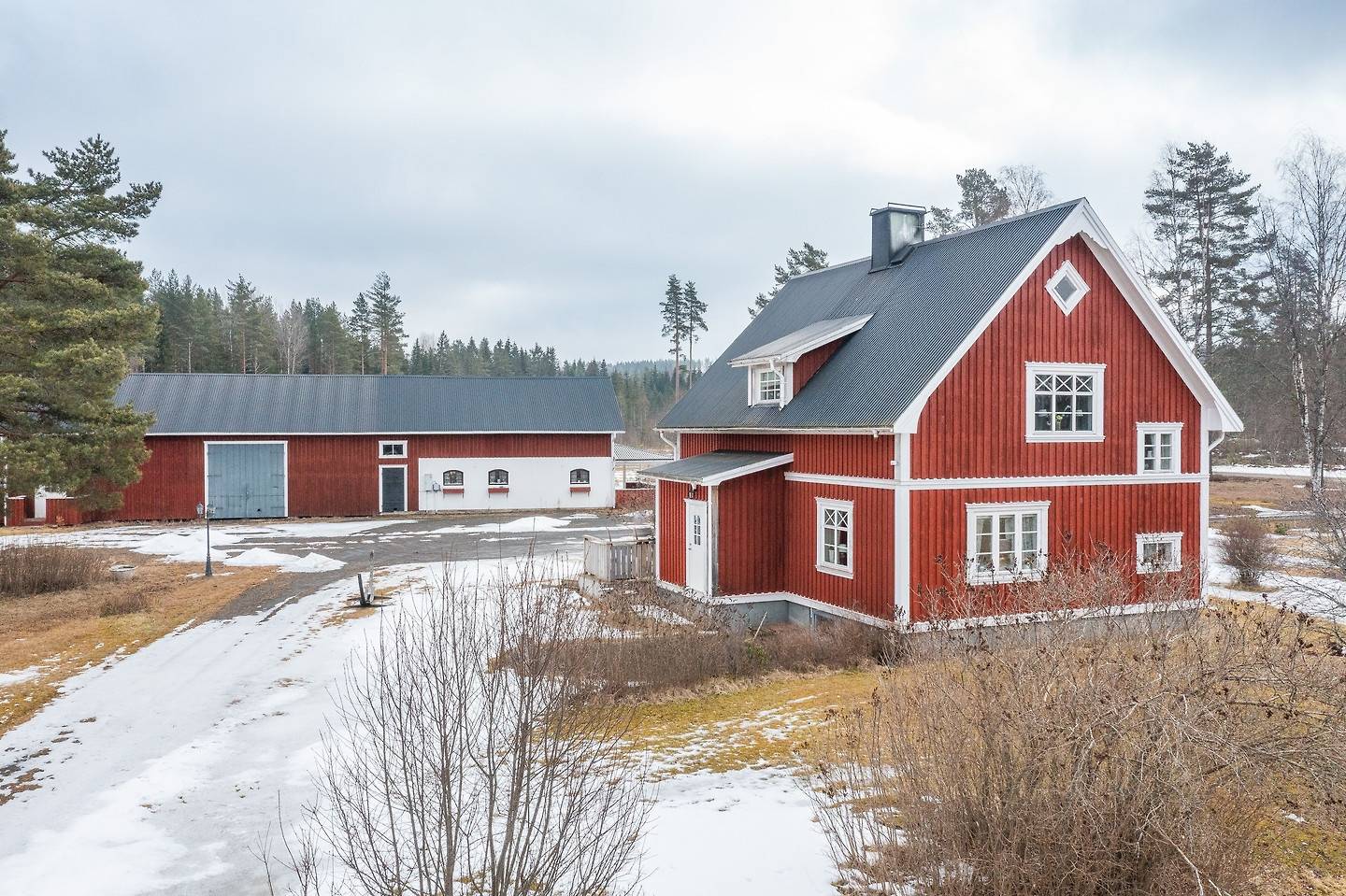 4 rum Gård/skog på Askerudssätter 81 Sunne Sunne kommun - bild 8