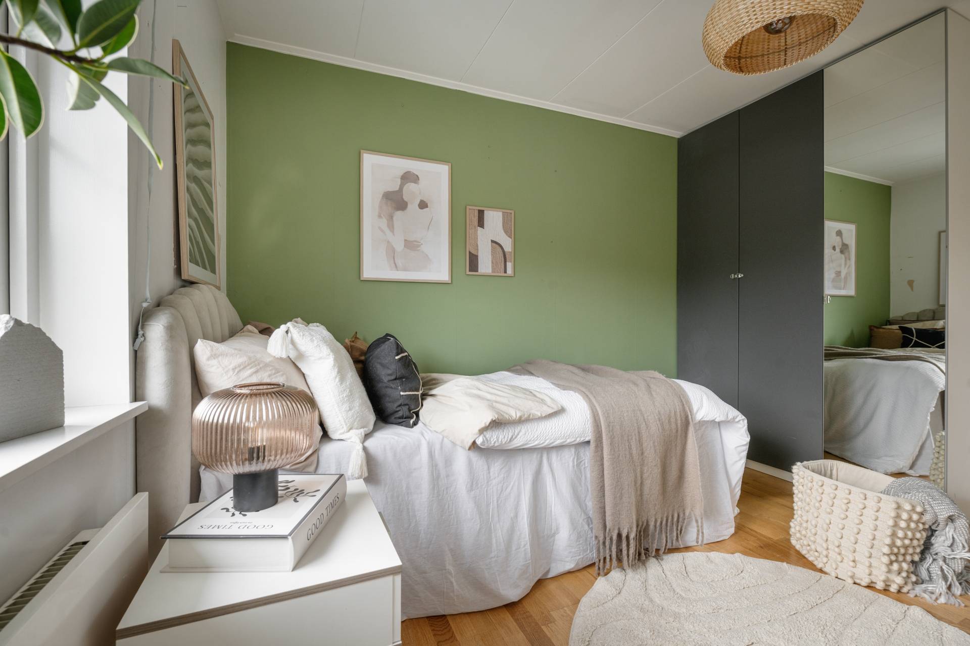 4 rum Parhus på Apollovägen 32 Eknäs Nacka kommun - bild 32