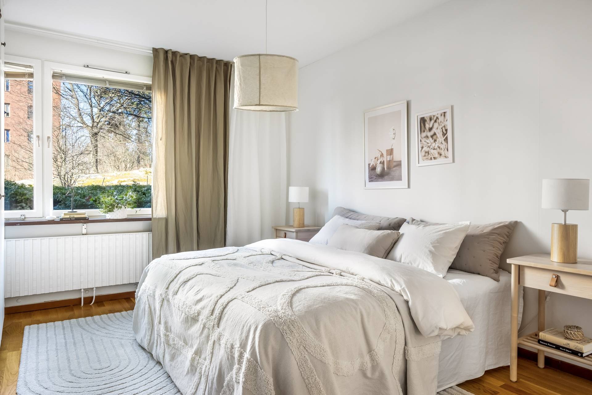 4 rum Lägenhet på Krysshammarvägen 10 Huvudsta/Västra skogen Solna kommun - bild 3