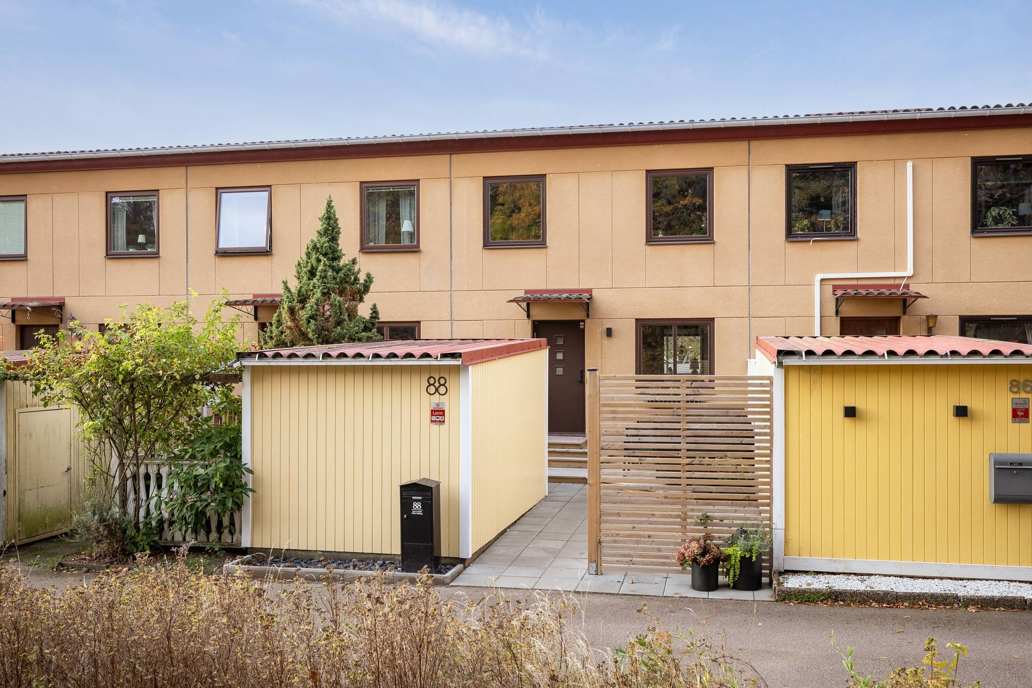 radhus på Fjärilsvägen 88 Åleryd, Linköpings kommun - bild 2