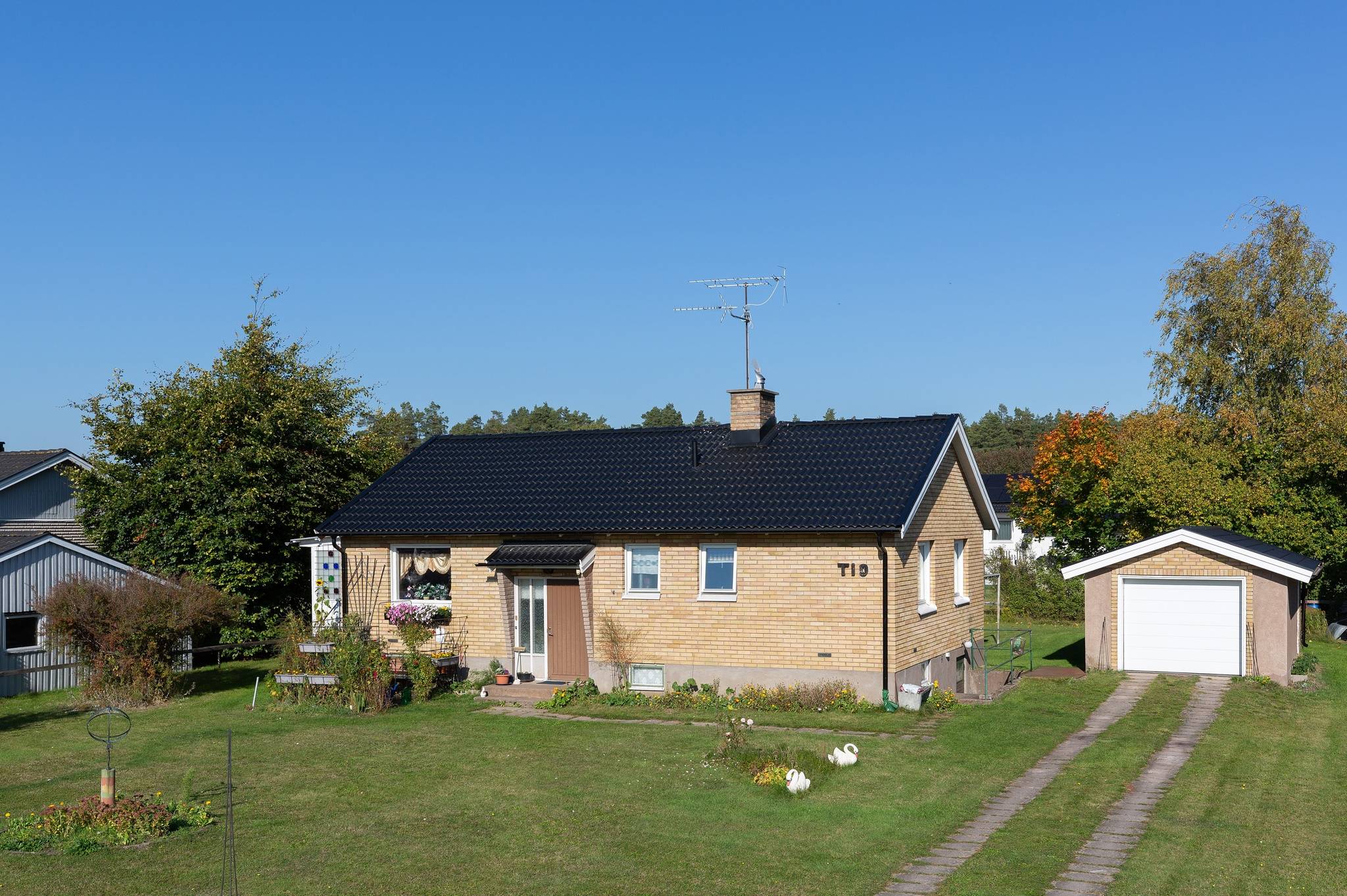 4 rum villa på Åkergatan 10 Ljungbyholm, Kalmar kommun - bild 1
