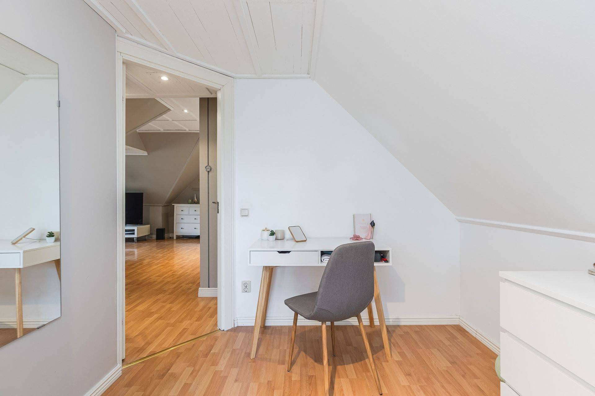 5 rum Villa på Humlevägen 9 Torshälla Huvud Eskilstuna kommun - bild 28
