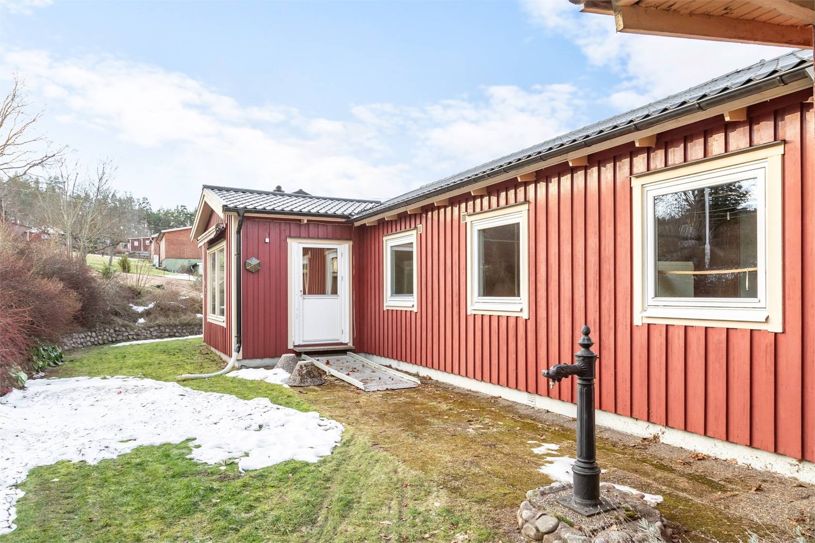5 rum Villa på Basebovägen 5 Vena Hultsfreds kommun - bild 2