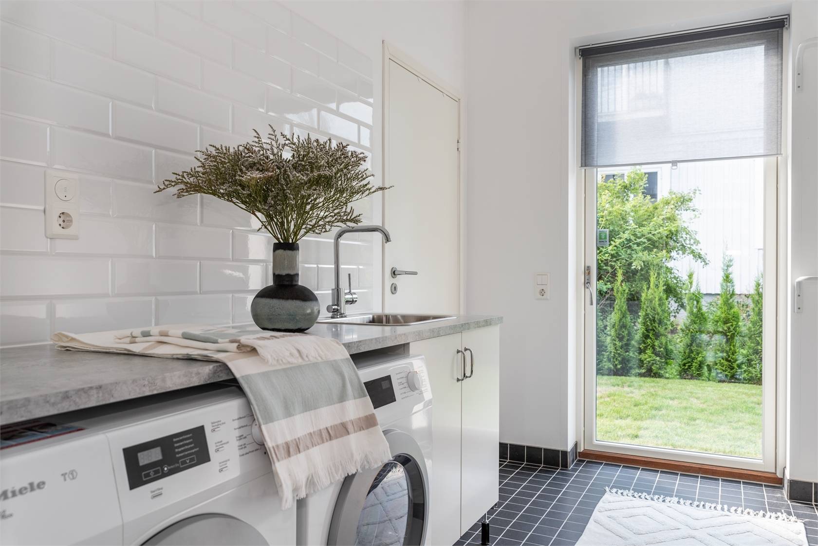 189 m² Villa på BIRGITTAVÄGEN 16 Hammarby Stadshage Västerås kommun - bild 24