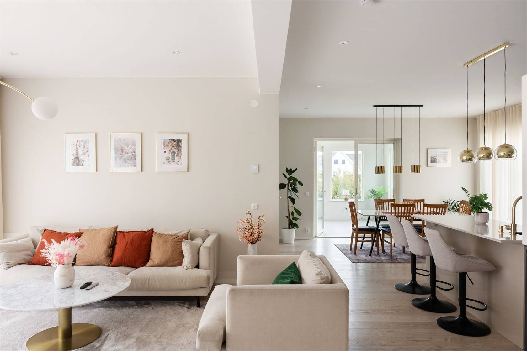 8 rum Villa på TUSSILAGOGATAN 7 Barkarö Västerås kommun - bild 9