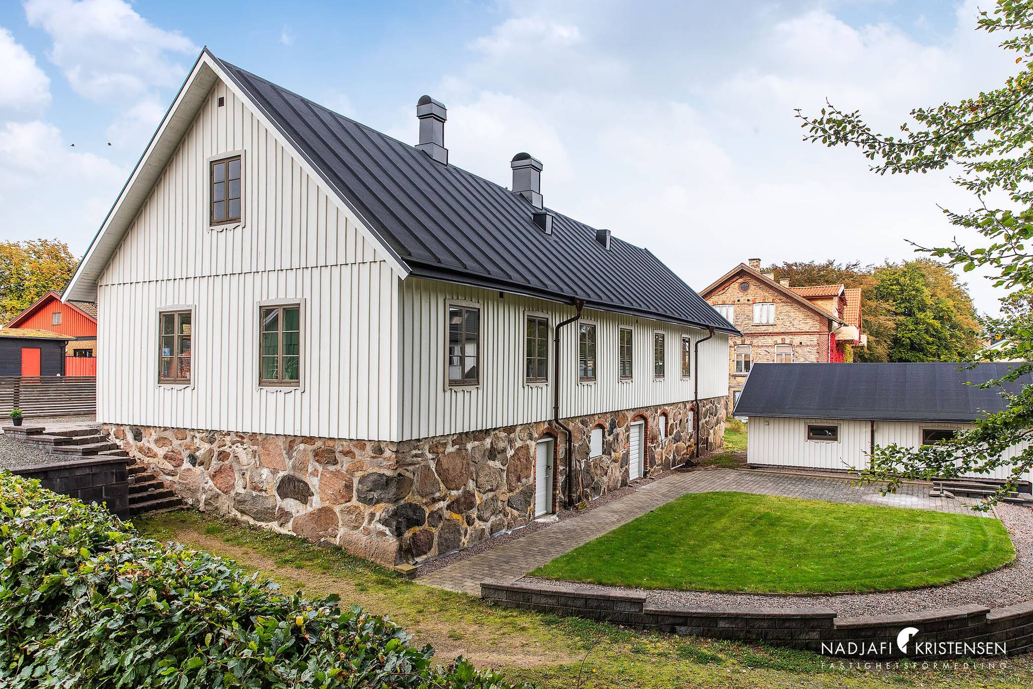 5 rum Villa på Östra Storgatan 17 Munka Ljungby Ängelholms kommun - bild 1