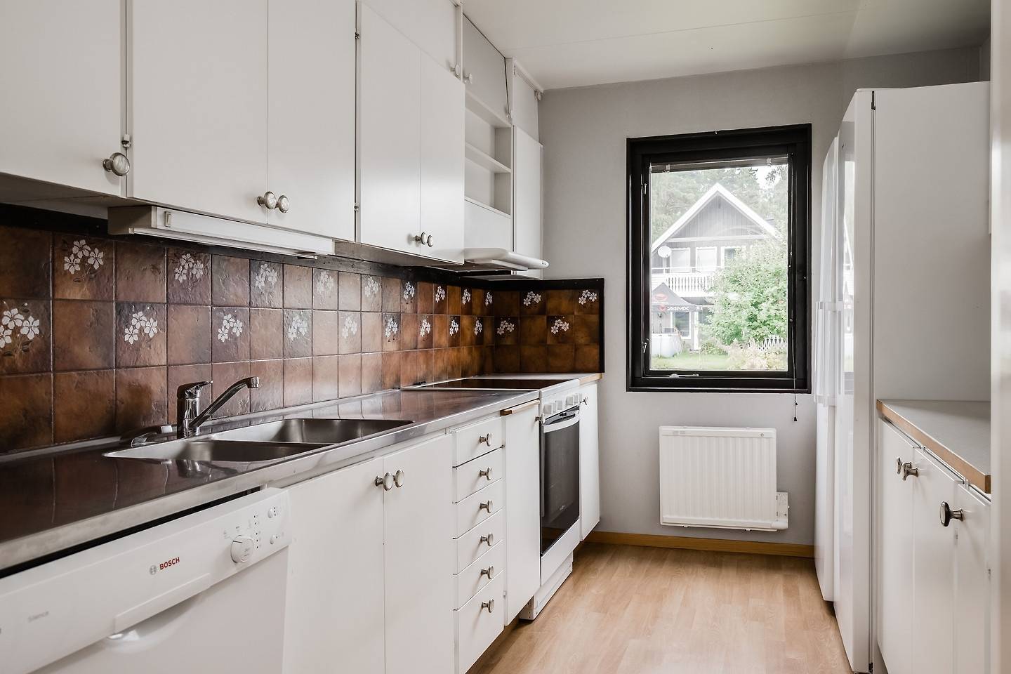 5 rum Par-/kedje-/radhus på Mollstedts väg 23 Kvarnhagen Tibro kommun - bild 14