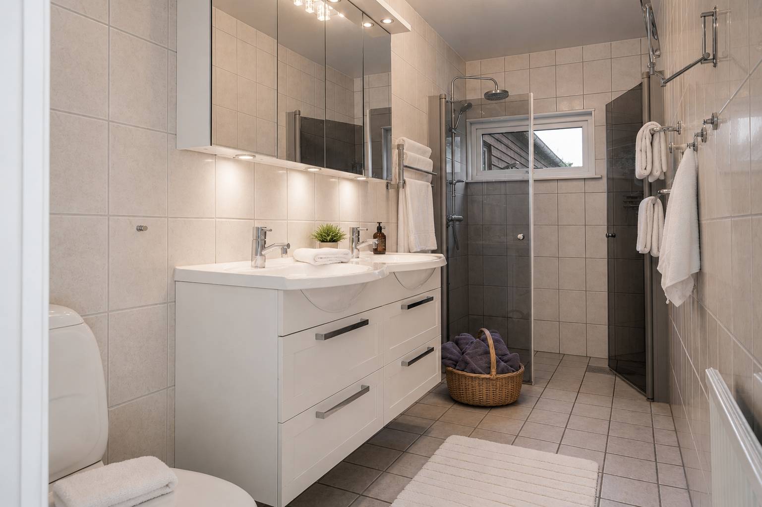 9 rum Villa på Klockarvägen 8 Bro - Gamla Bro Upplands-Bro kommun - bild 30