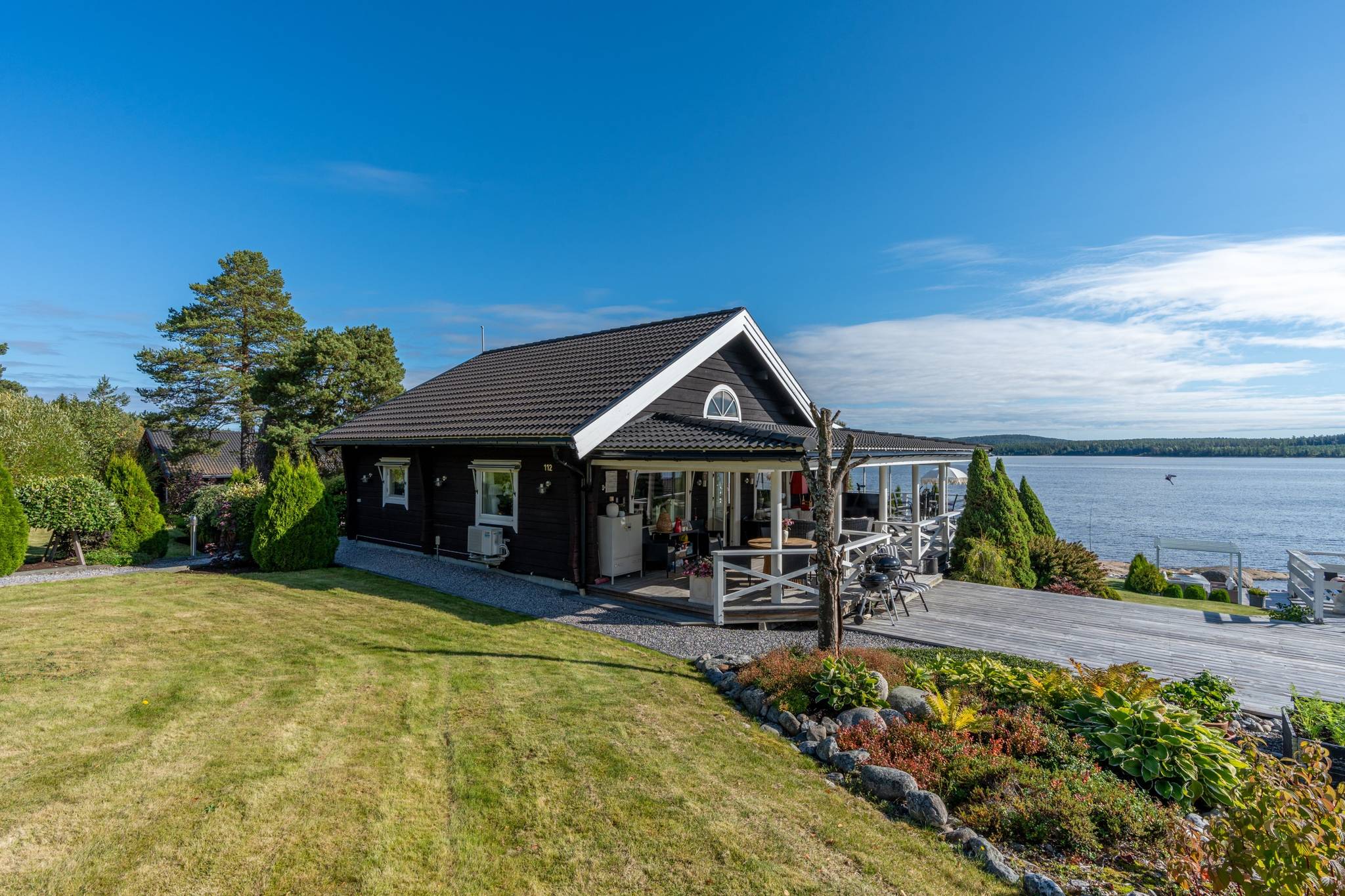 3 rum villa på Skommarhamn 112 Skommarhamn, Örnsköldsviks kommun - bild 1