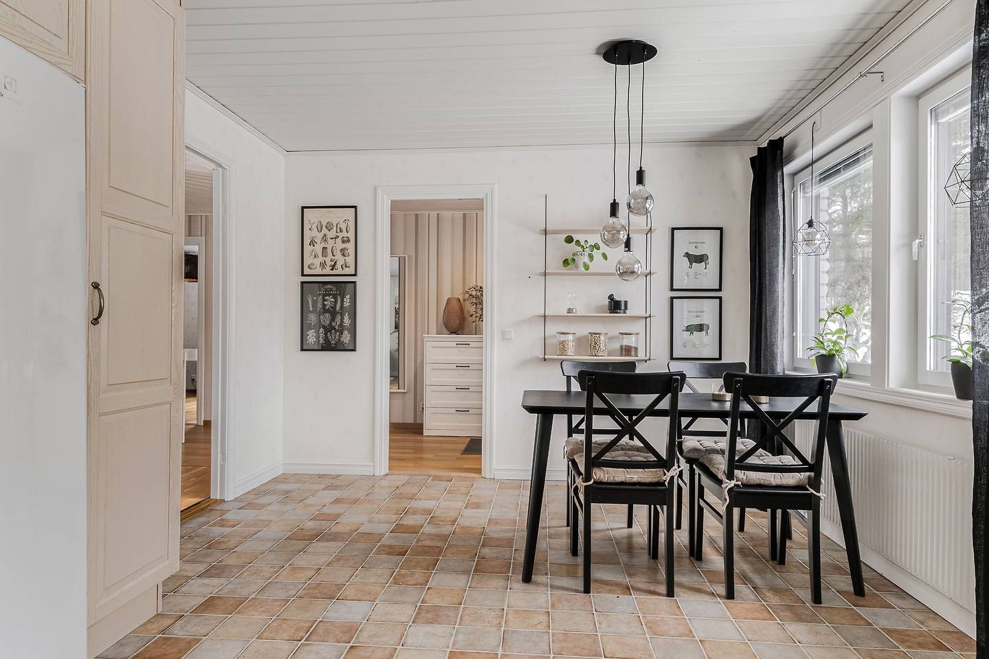 4 rum Villa på Skyttegatan 2 Turbo Sala kommun - bild 5