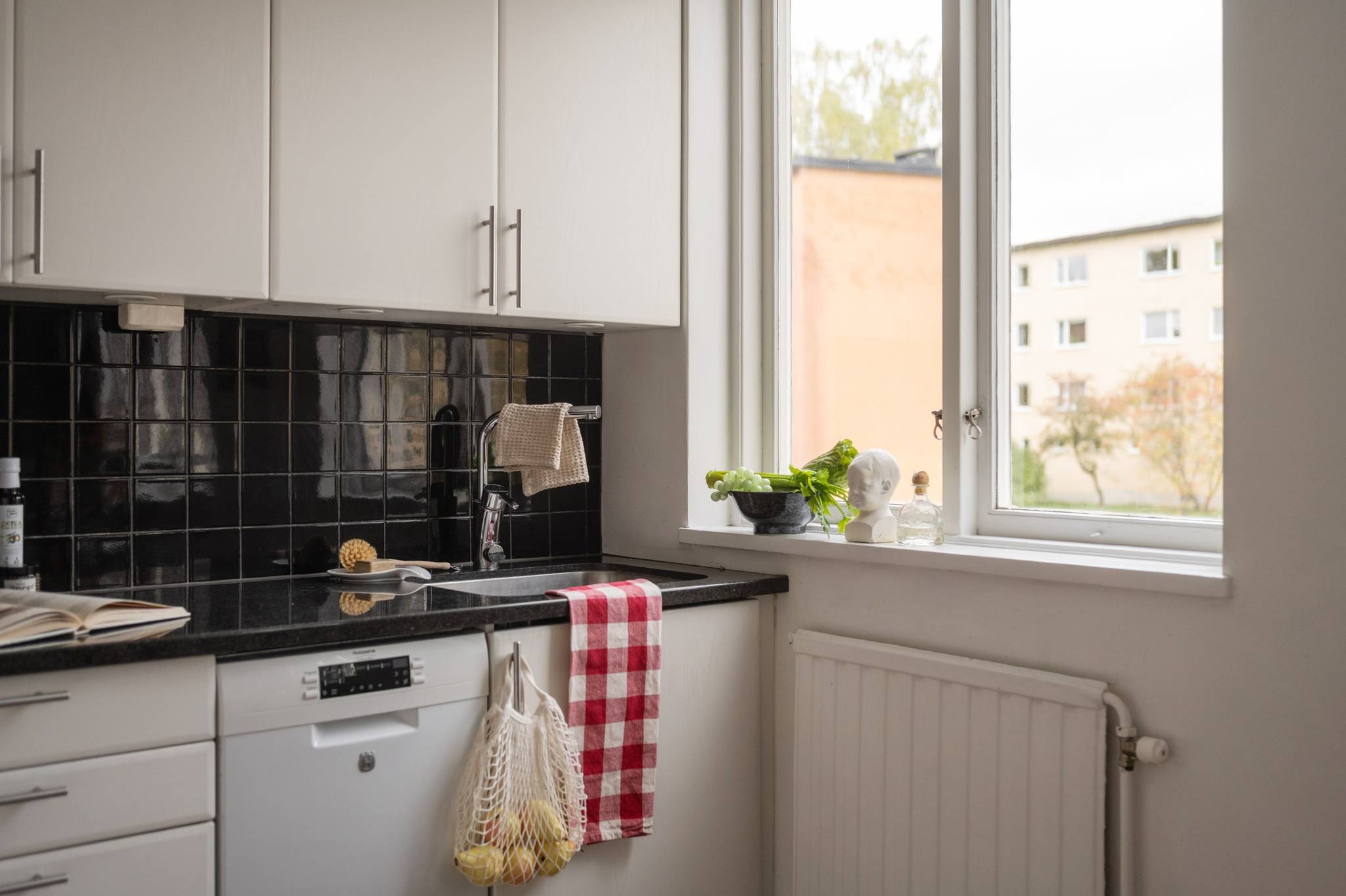 2 rum lägenhet på Cedergrensvägen 31 Midsommarkransen/Telefonplan, Stockholms kommun - bild 3