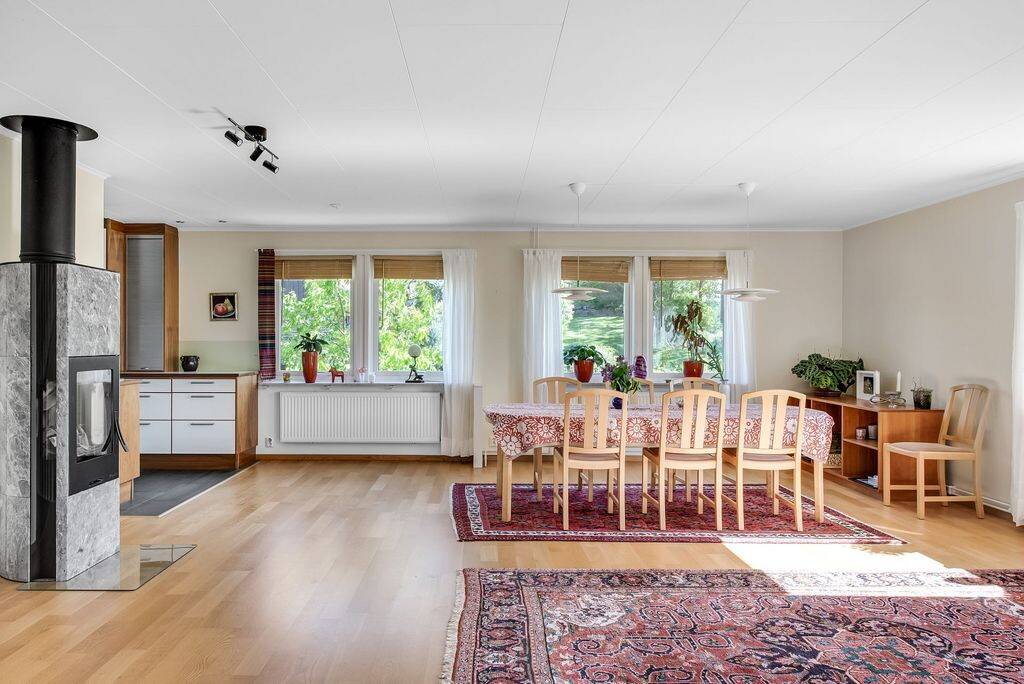 4 rum Villa på Änggårdsvägen 15 Hjulsbro Linköpings kommun - bild 6