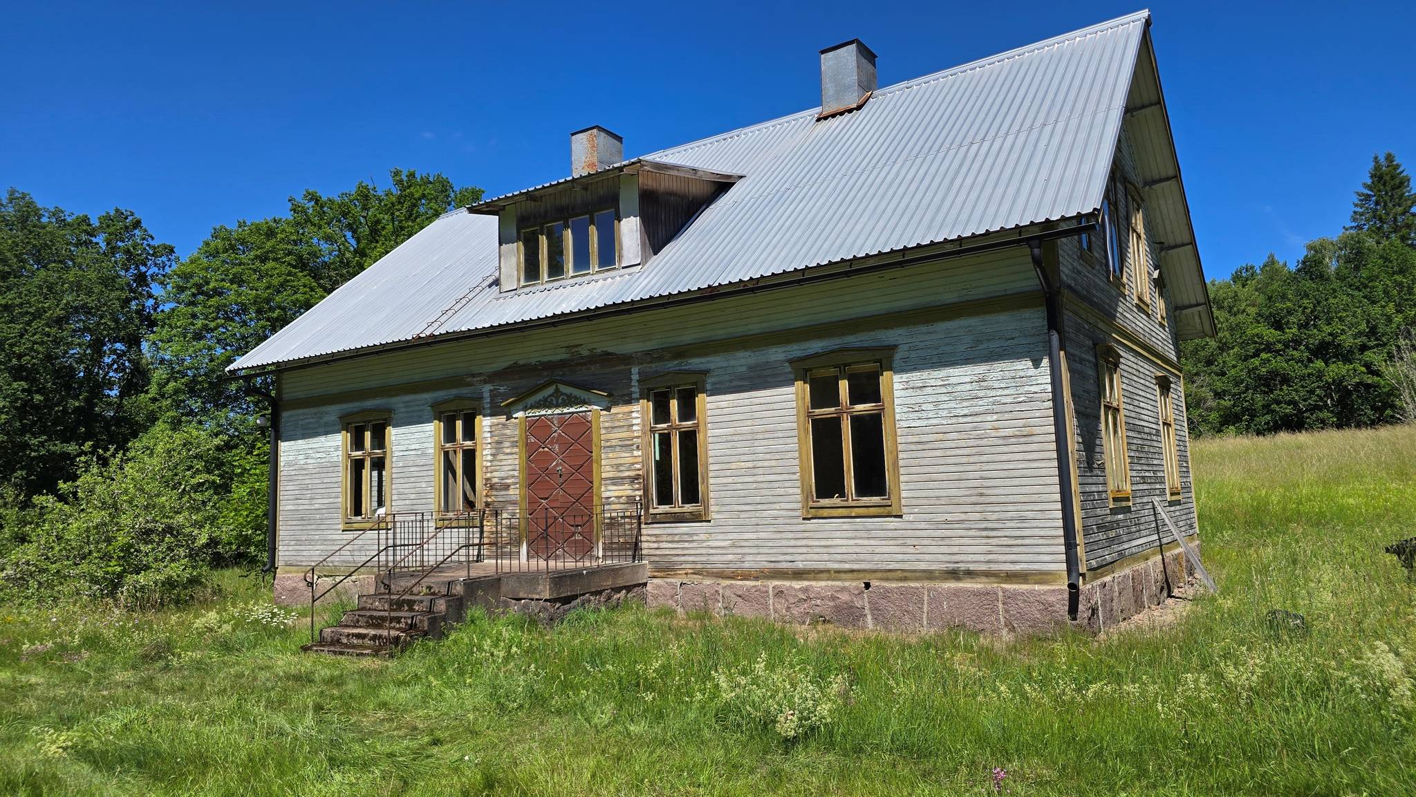 7 rum gård med jordbruk på Gillbonderyd 5 Alstermo, Uppvidinge kommun - bild 2