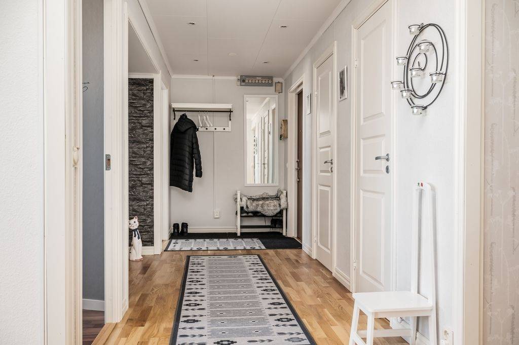 4 rum Lägenhet på Västra vägen 76B, vån 3 av 3 Granlo Sundsvalls kommun - bild 2