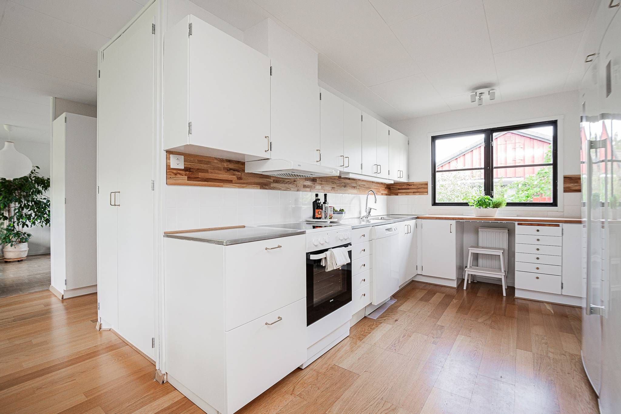5 rum Villa på Bruksgatan 9A Västerås kommun - bild 2