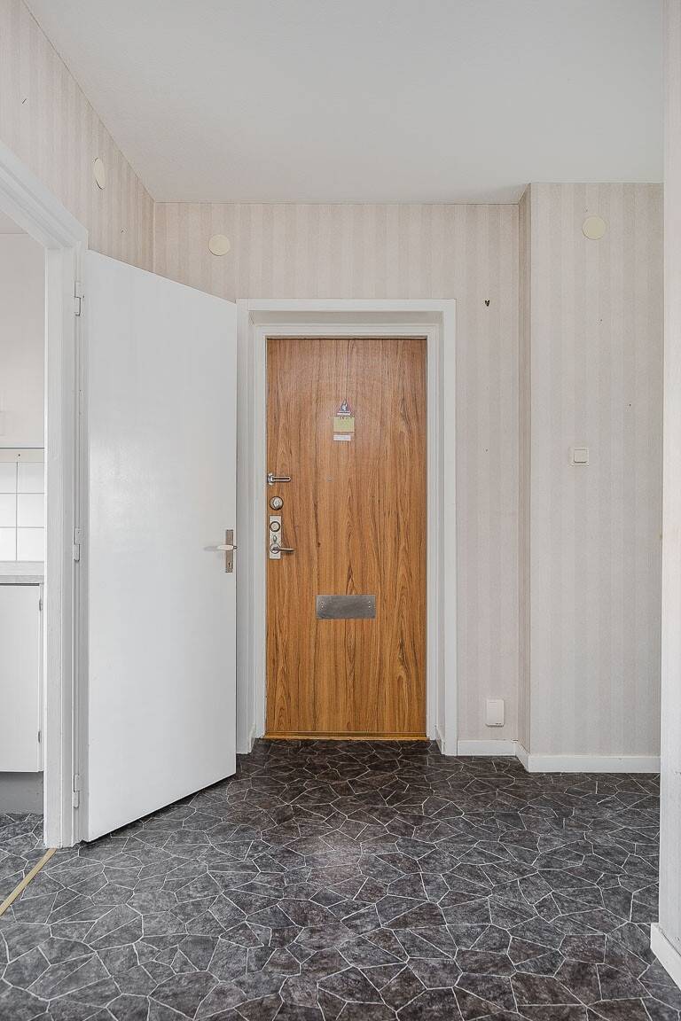 3 rum Lägenhet på Wennerbergsvägen 14b Gamla Staden Lidköpings kommun - bild 6
