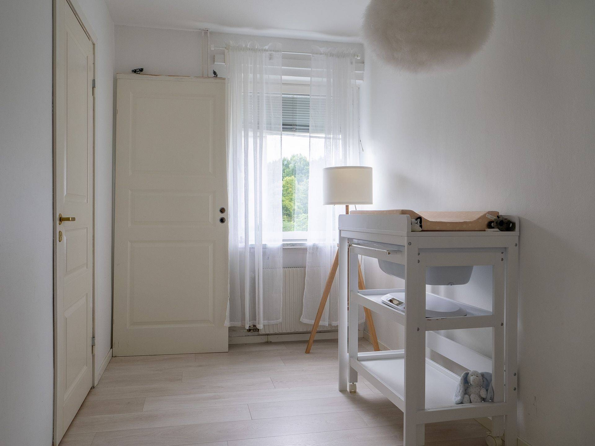 4 rum Lägenhet på Knotavägen 29 Bjurhovda Västerås kommun - bild 16