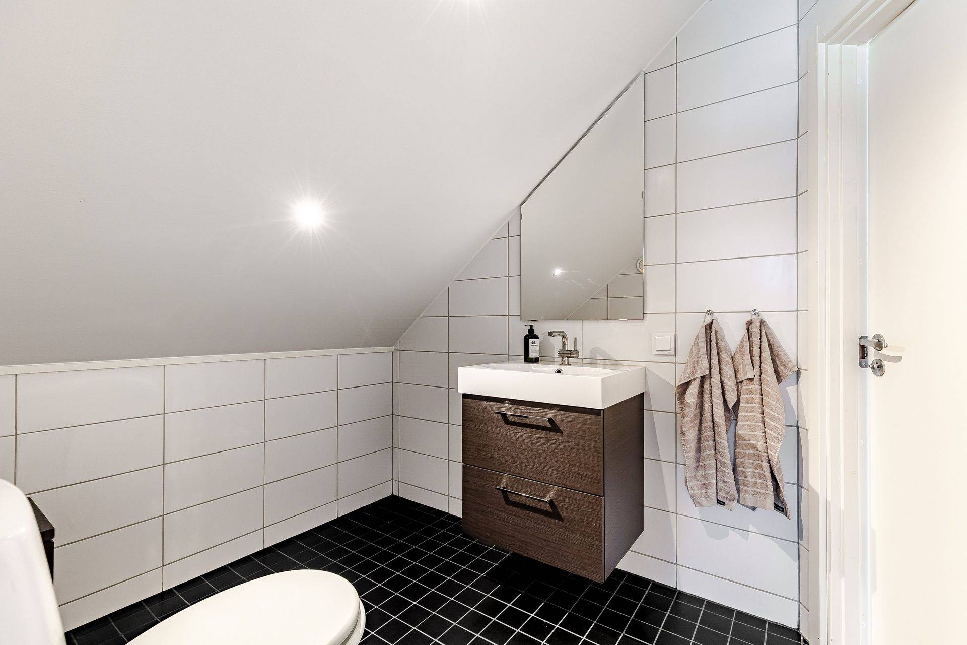 6 rum Villa på Lillängsvägen 5A Eskilstuna kommun - bild 40