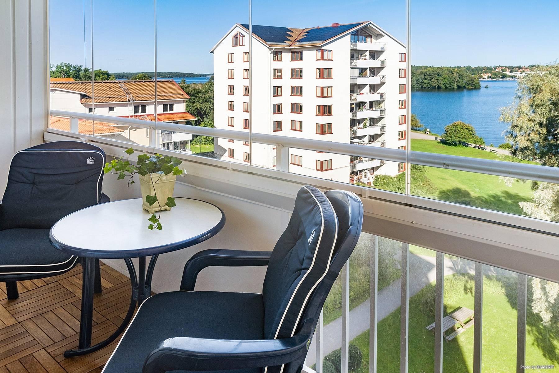 4 rum Lägenhet på Selmedalsringen 18, vån 6 Hägerstenshamnen/Örnsberg Stockholms kommun - bild 2