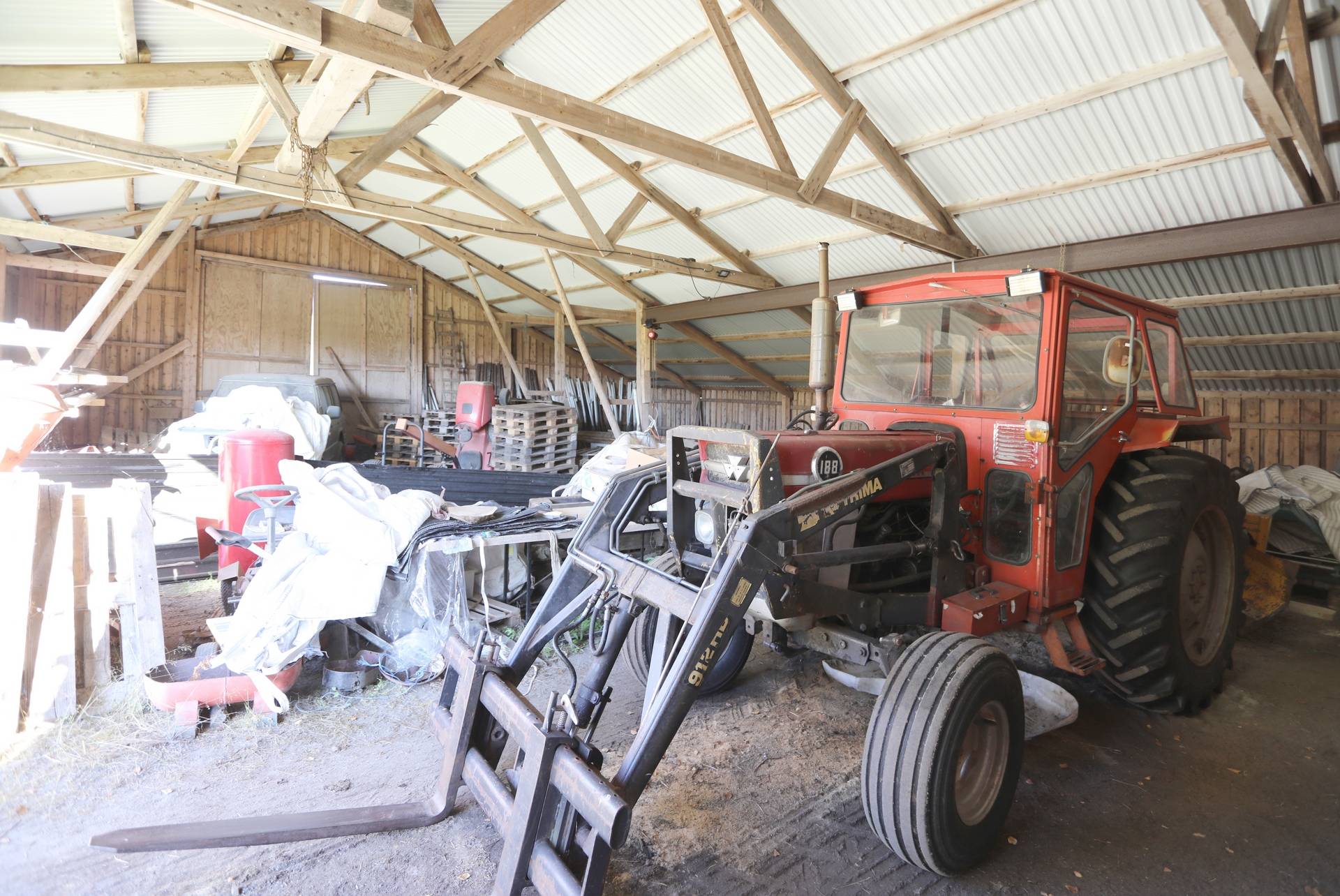 Gård med jordbruk på Kasa 145 Husum Örnsköldsviks kommun - bild 68