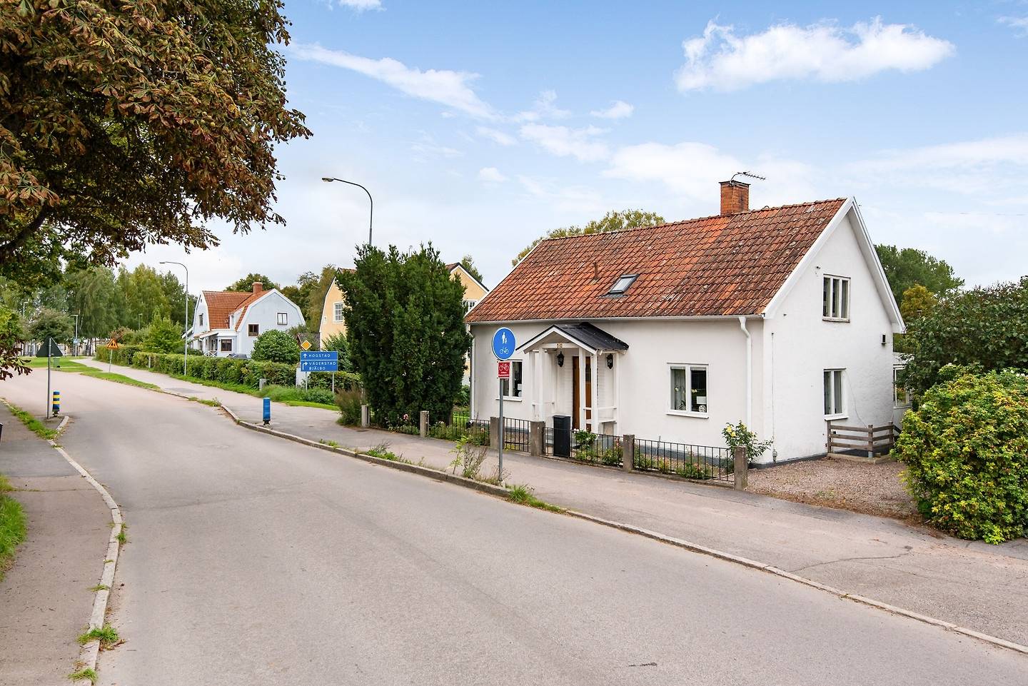4 rum Villa på Bjälbogatan 24 Skänninge Mjölby kommun - bild 2