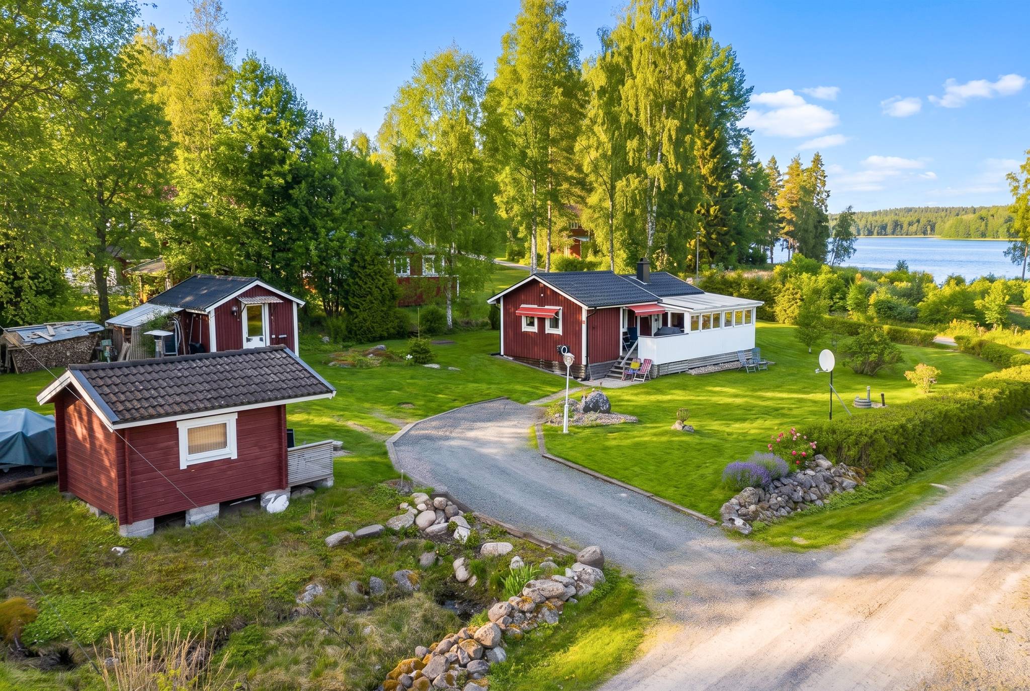 2 rum vinterbonat fritidshus på Sjökullestigen 11 Torhyttan, Lekebergs kommun - bild 1