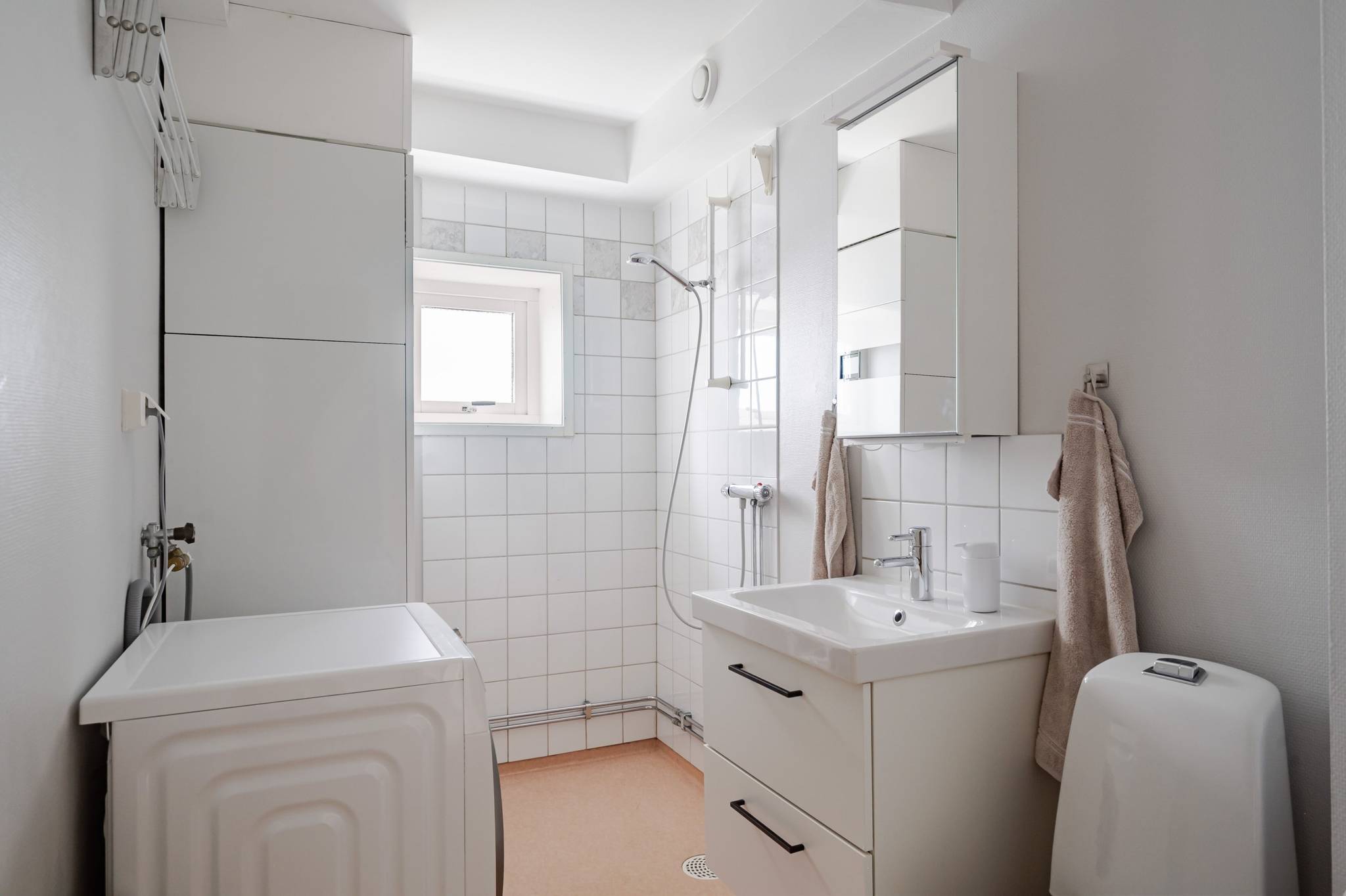 4 rum Radhus på Timmervägen 19C Dammen Strängnäs kommun - bild 15