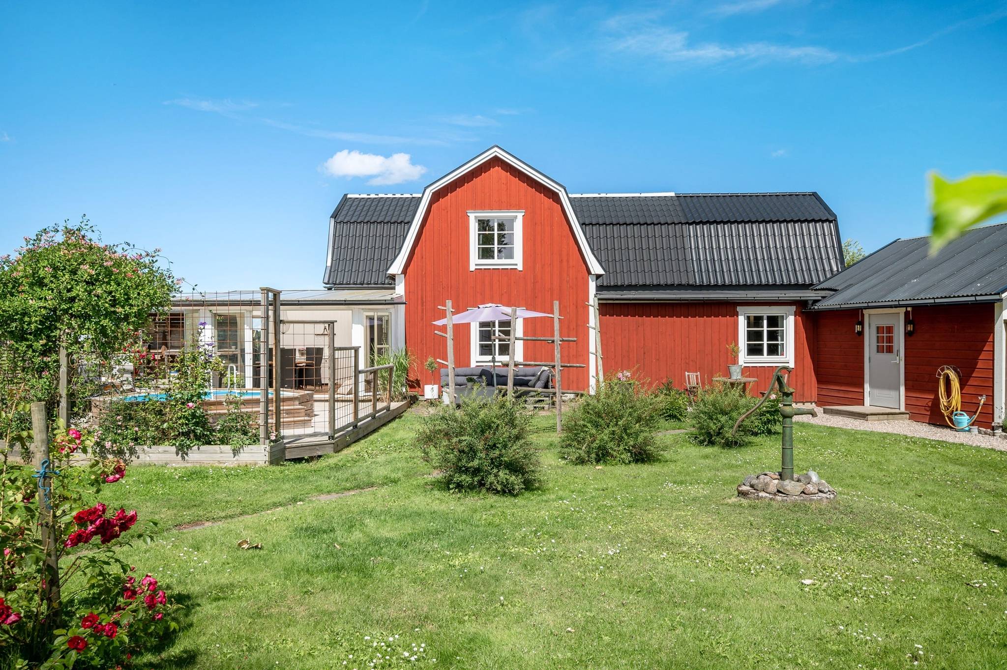 6 rum Gård med jordbruk på Biskopsberga Västra Kärr 1 Skänninge Mjölby kommun - bild 47
