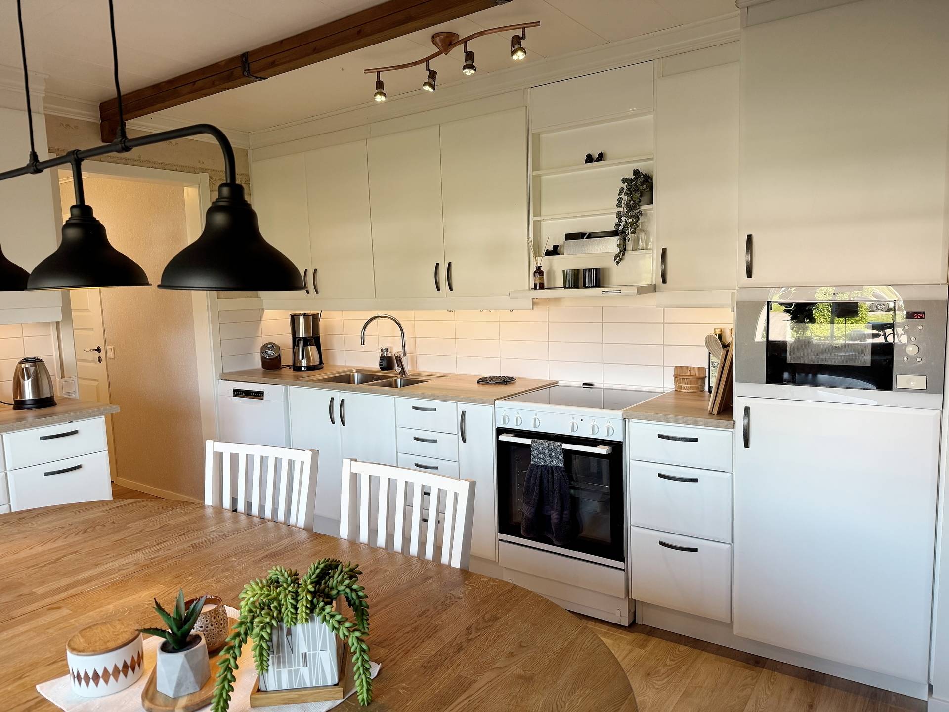 5 rum Parhus på Satellitvägen 40 Lombolo Kiruna kommun - bild 10