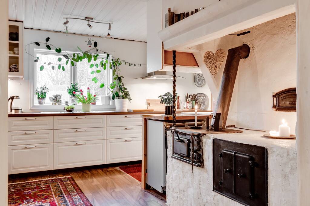 7 rum Villa på Karelen 8 Lantligt/Kärrbo Västerås kommun - bild 2