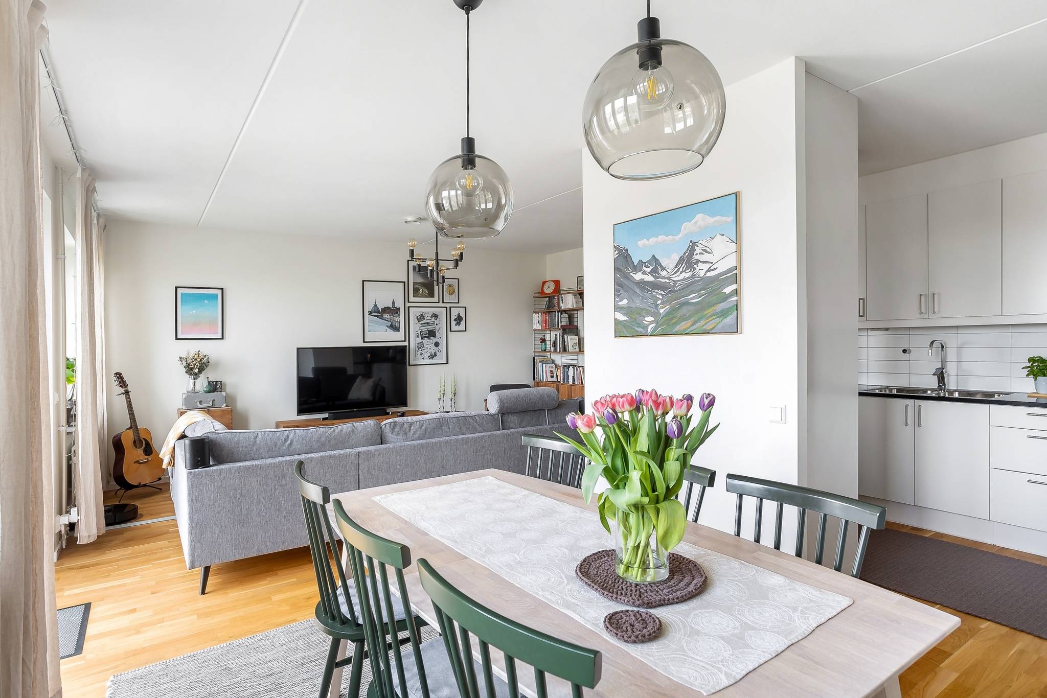3 rum Lägenhet på Tecknarvägen 7 Huvudsta - Ingenting Solna kommun - bild 13