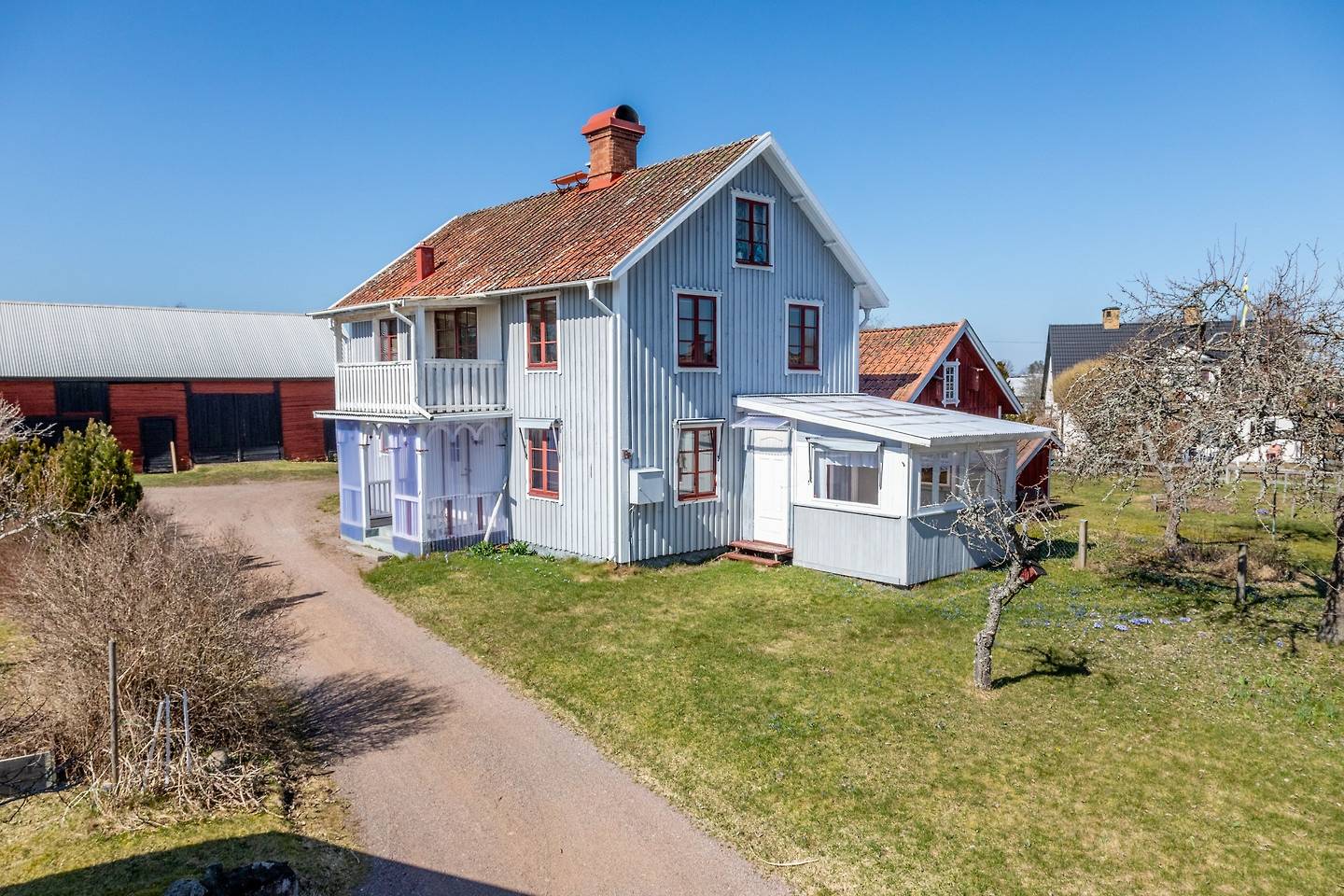 11 rum Villa på Norra Storgatan 13A & 13B Södra Vi Vimmerby kommun - bild 3