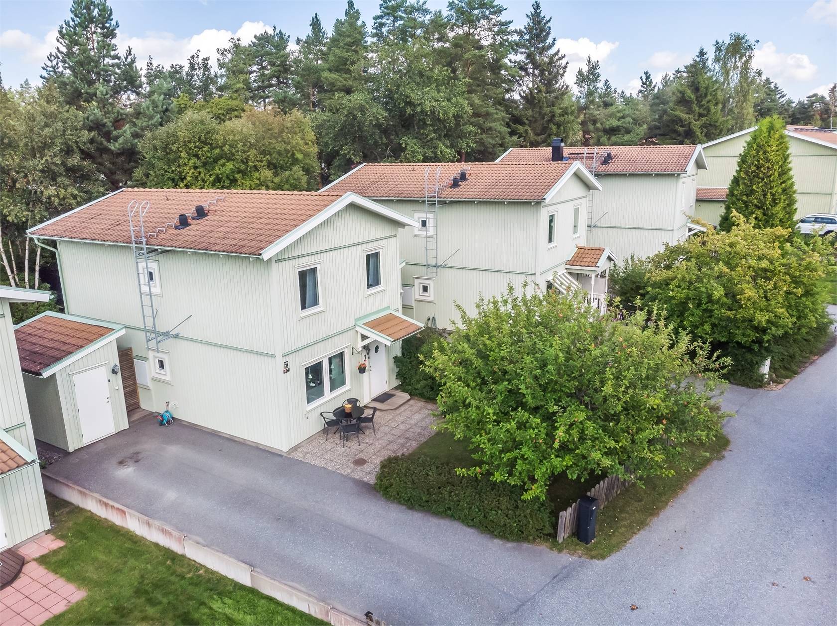4 rum Radhus på Orkanvägen 3 Polhem Järfälla kommun - bild 11