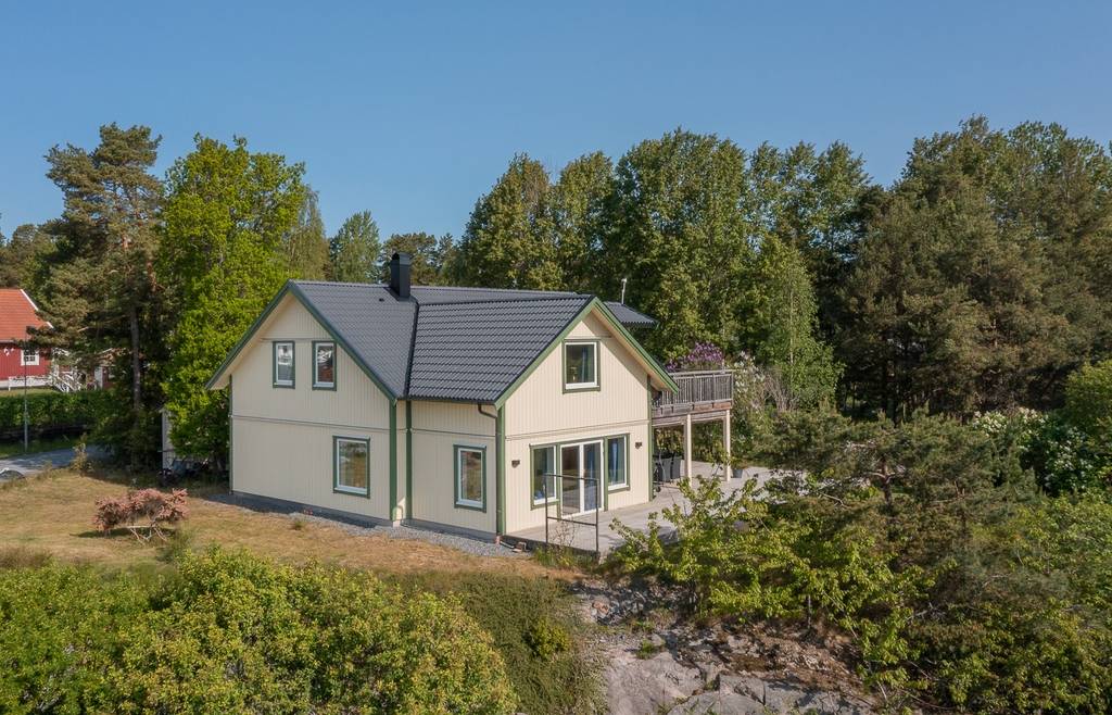 6 rum Vinterbonat fritidshus på Smådalarövägen 21 Skärkarlshöjden - Dalarö Haninge kommun - bild 4