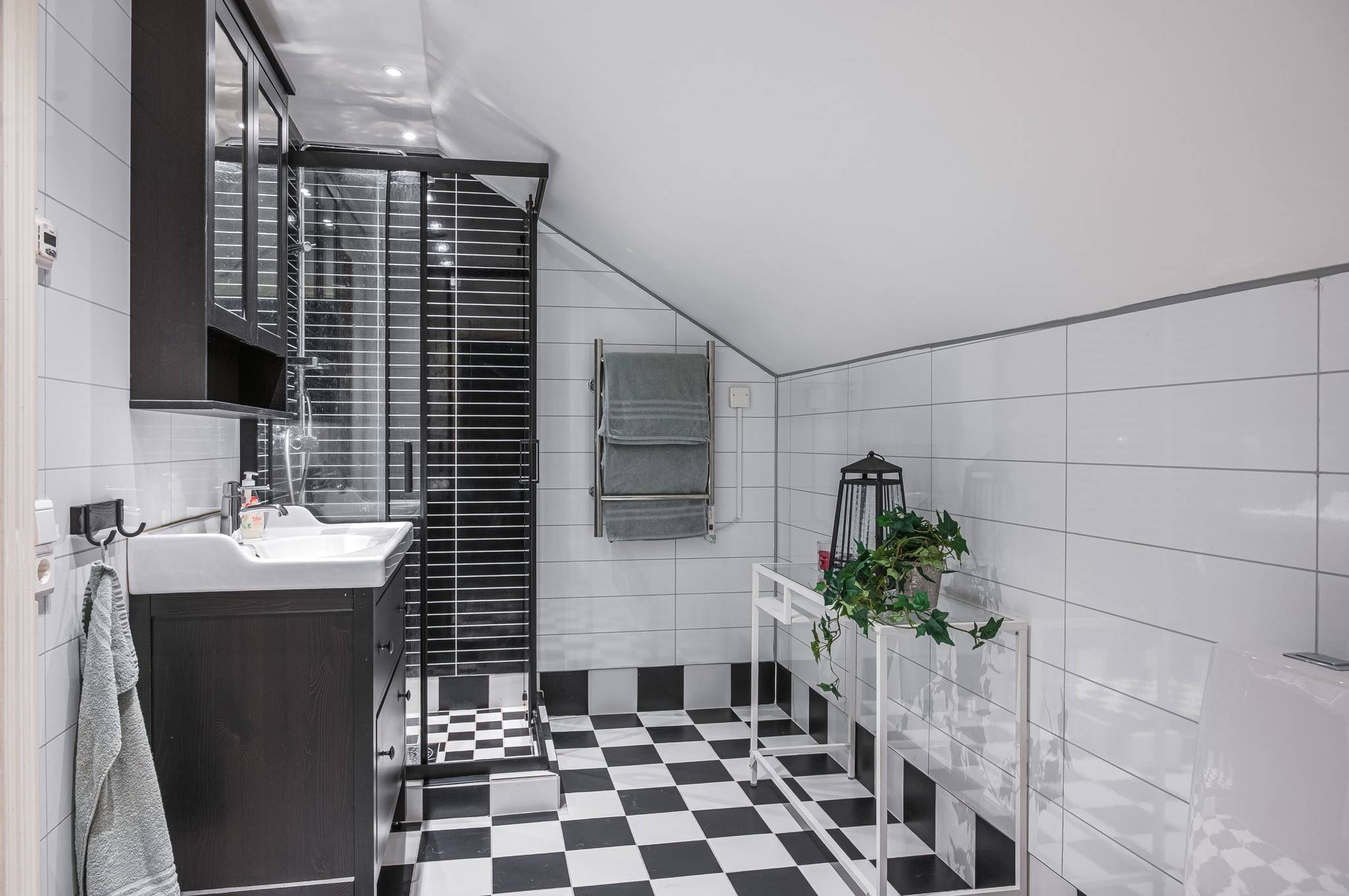 5 rum Villa på Fabriksgatan 4 Herrljunga centralt Herrljunga kommun - bild 32