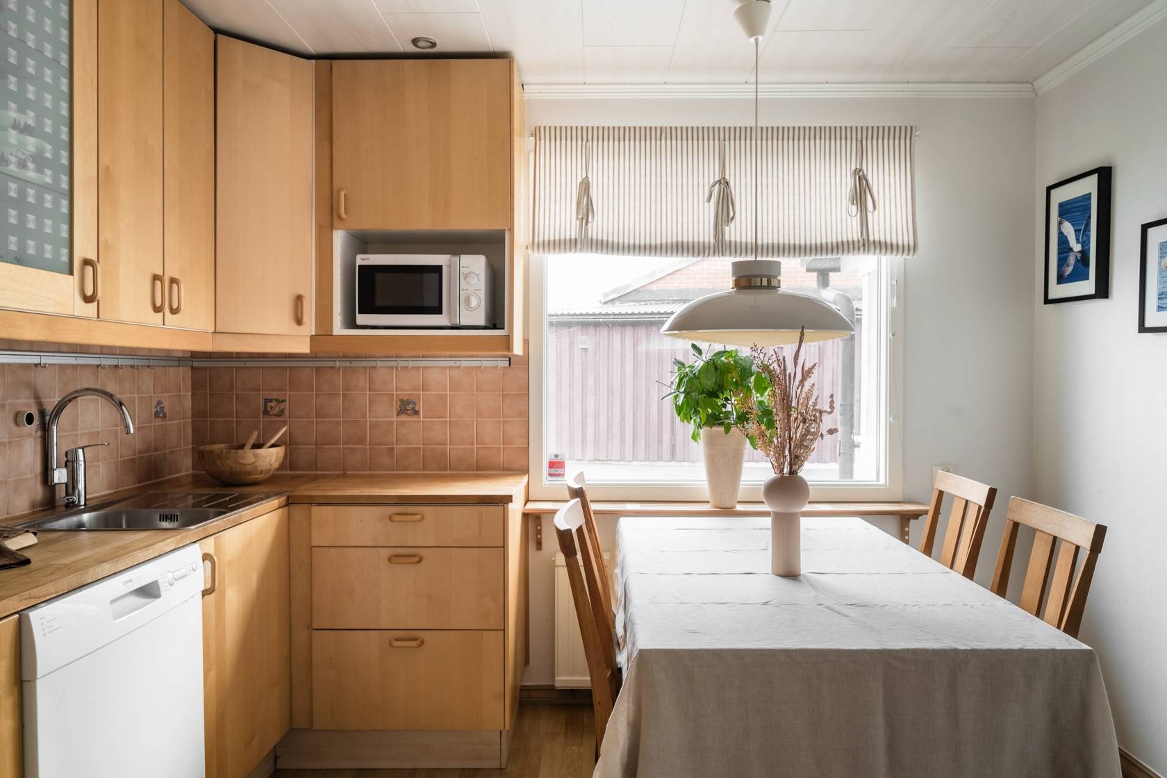 3 rum Radhus på Skeppsvägen 15C Bålsta - Mansängen Håbo kommun - bild 11
